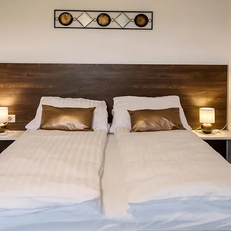 Apolonia לובליאנה